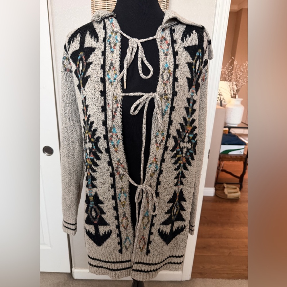 Boho western Tie-Front Aztec Knit Cardigan Sweater - Beige/Black wear open too